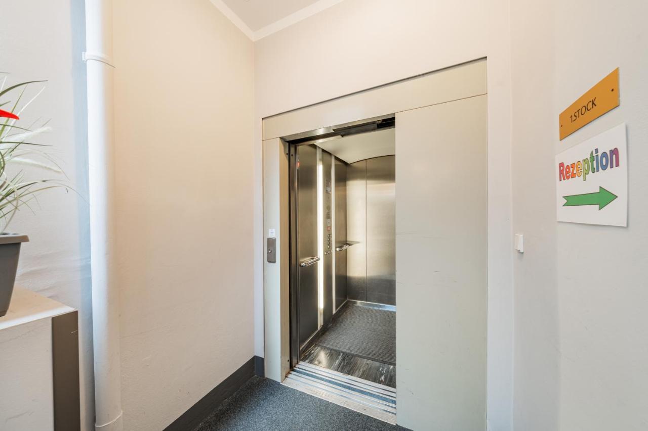 Serviced Apartments Josefstadt City Виена Екстериор снимка