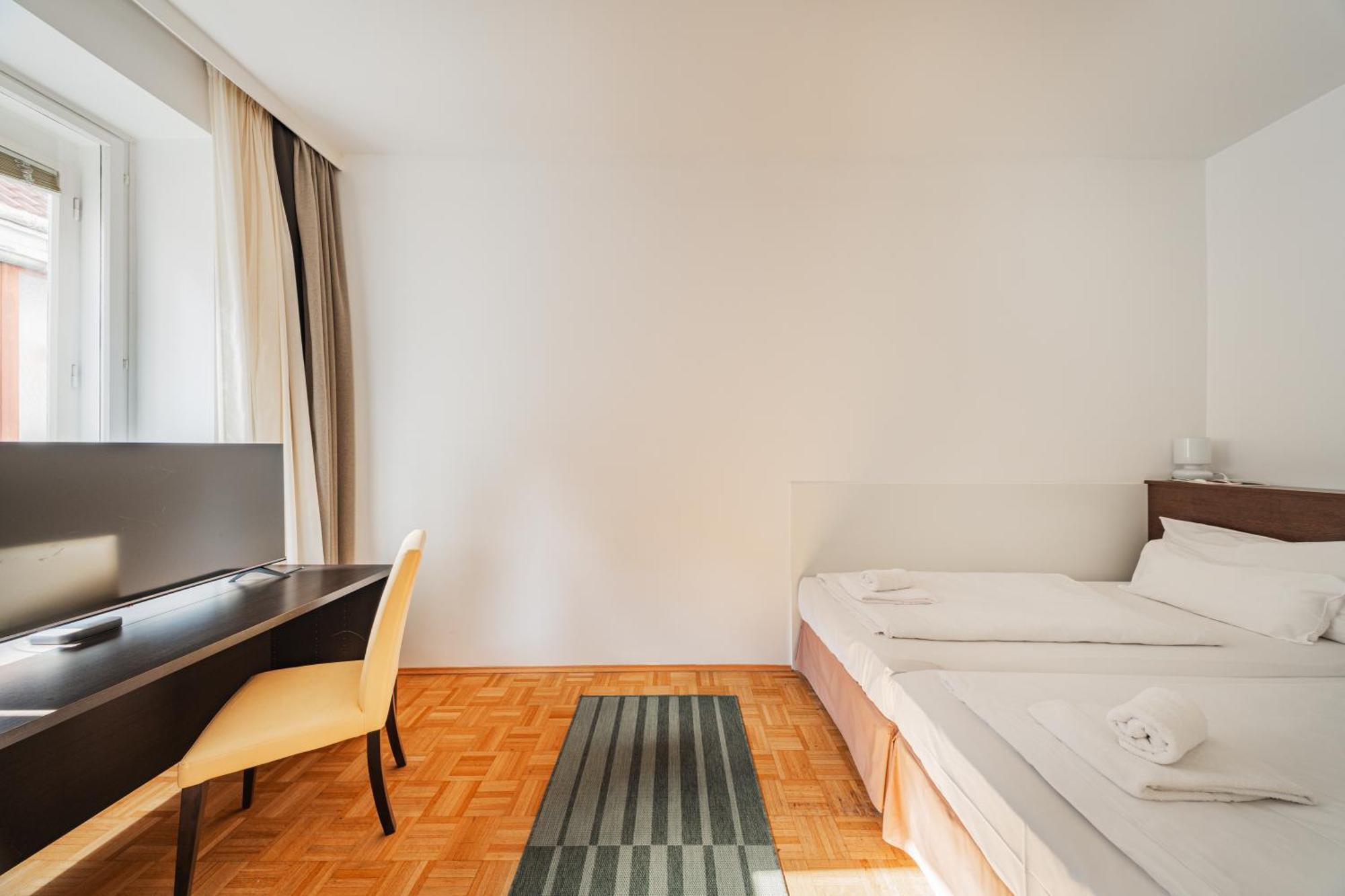 Serviced Apartments Josefstadt City Виена Екстериор снимка
